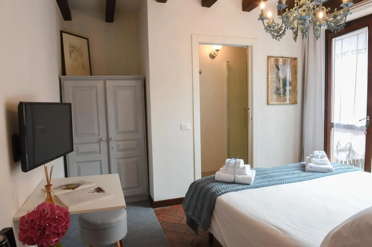 Il Giardino Segreto Bed and Breakfast Iseo 3*,